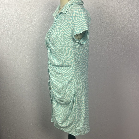 90s Style Dress - Picture 2 of 7